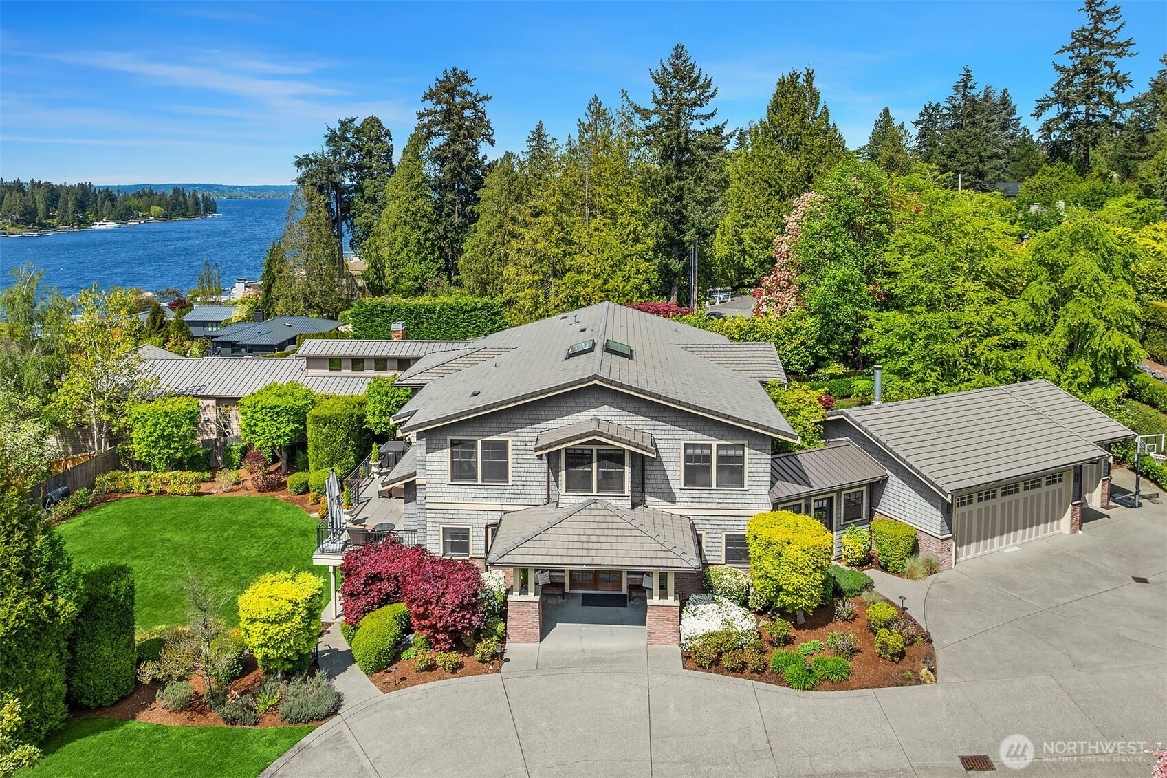 8910 NE 33rd Street , Yarrow Point, WA 98004