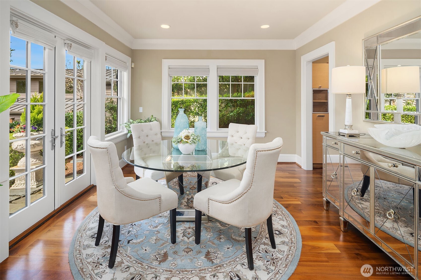 8910 NE 33rd Street , Yarrow Point, WA 98004