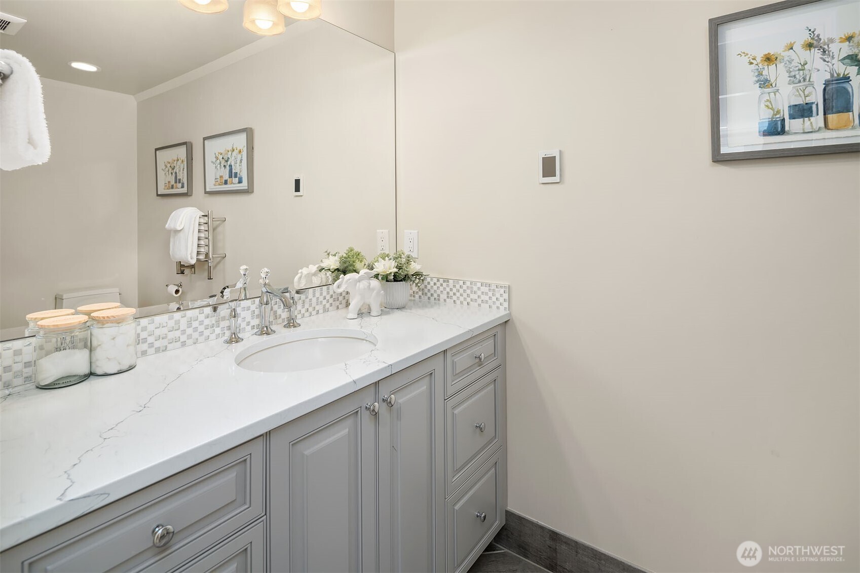 8910 NE 33rd Street , Yarrow Point, WA 98004