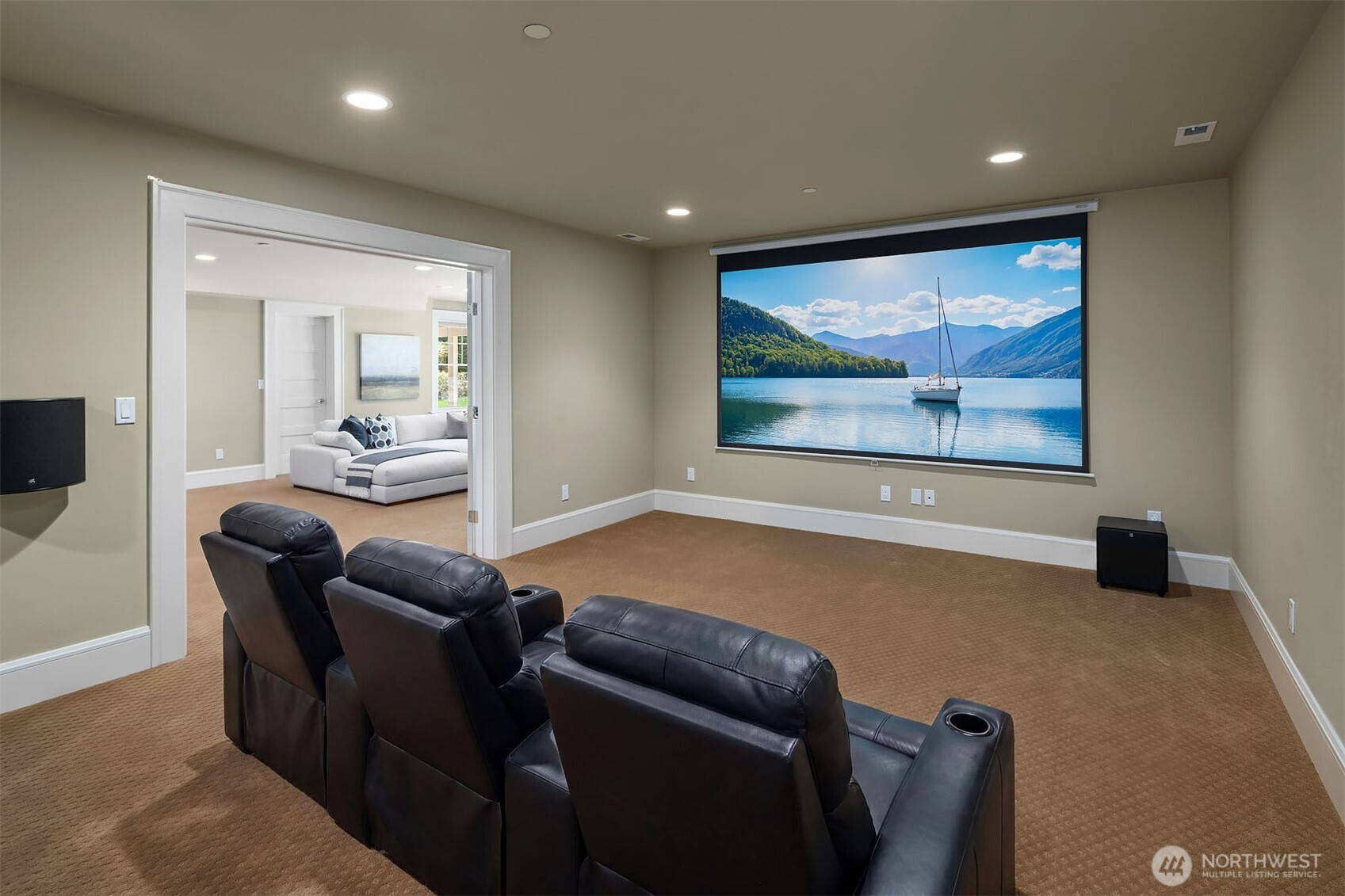 8910 NE 33rd Street , Yarrow Point, WA 98004