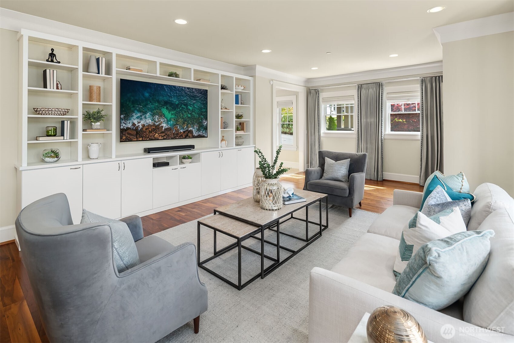 8910 NE 33rd Street , Yarrow Point, WA 98004