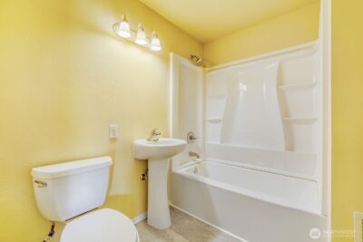 20115 48 Avenue SE, Bothell, WA 98012 - Photo 21