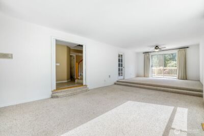 20115 48 Avenue SE, Bothell, WA 98012 - Photo 4