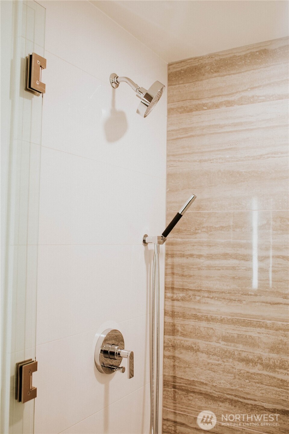 2510 6th Ave #2007, Seattle, WA 98121