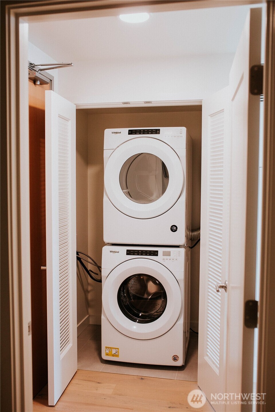 2510 6th Ave #2007, Seattle, WA 98121