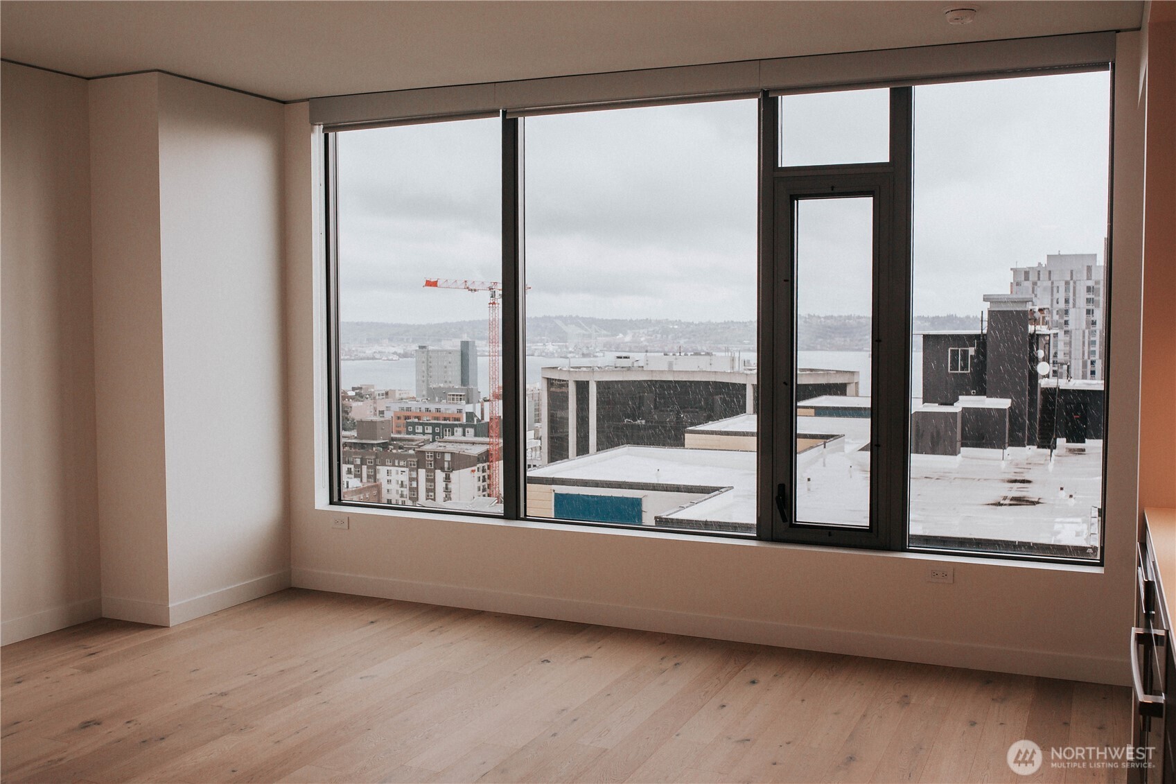 2510 6th Ave #2007, Seattle, WA 98121