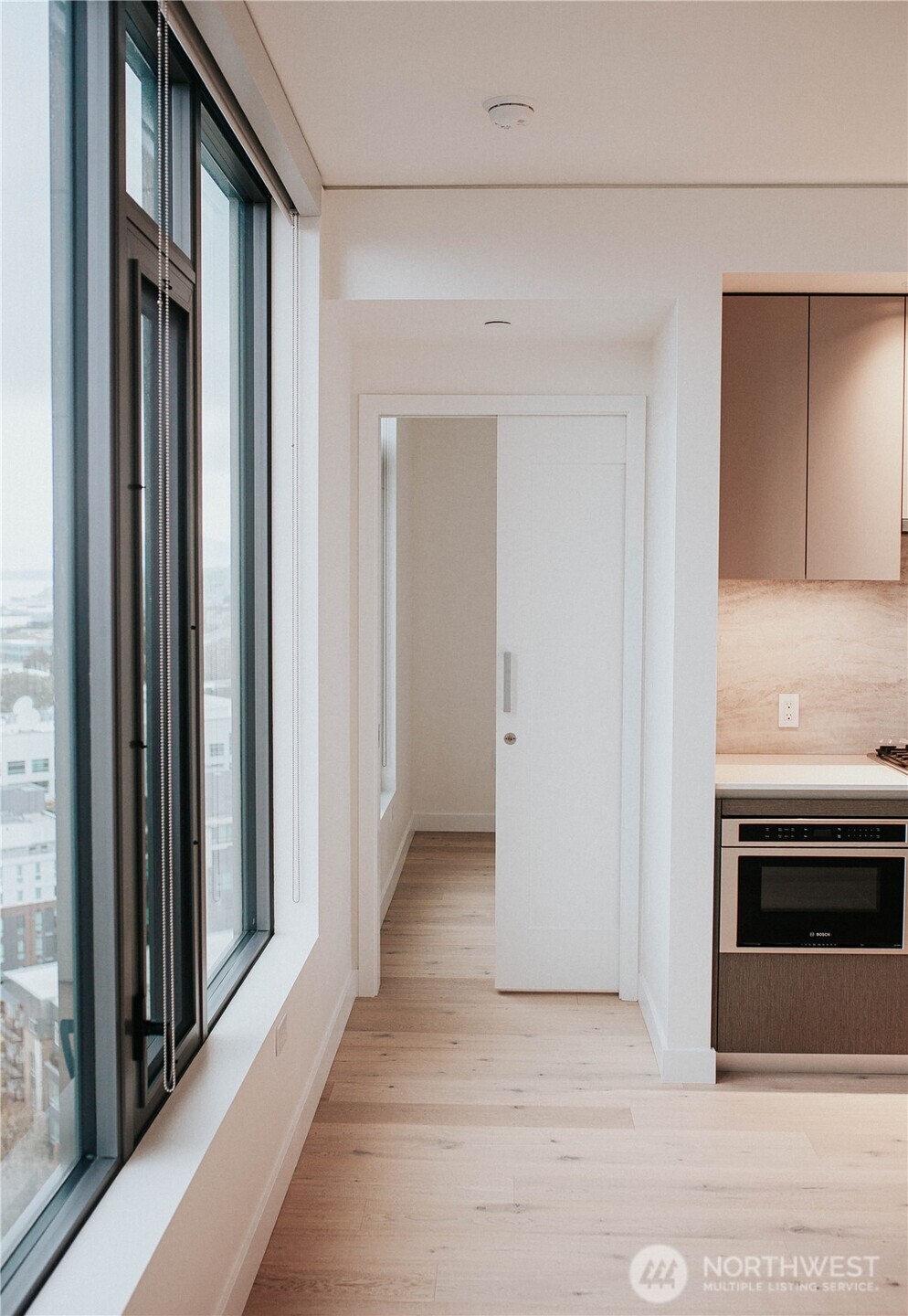 2510 6th Ave #2007, Seattle, WA 98121