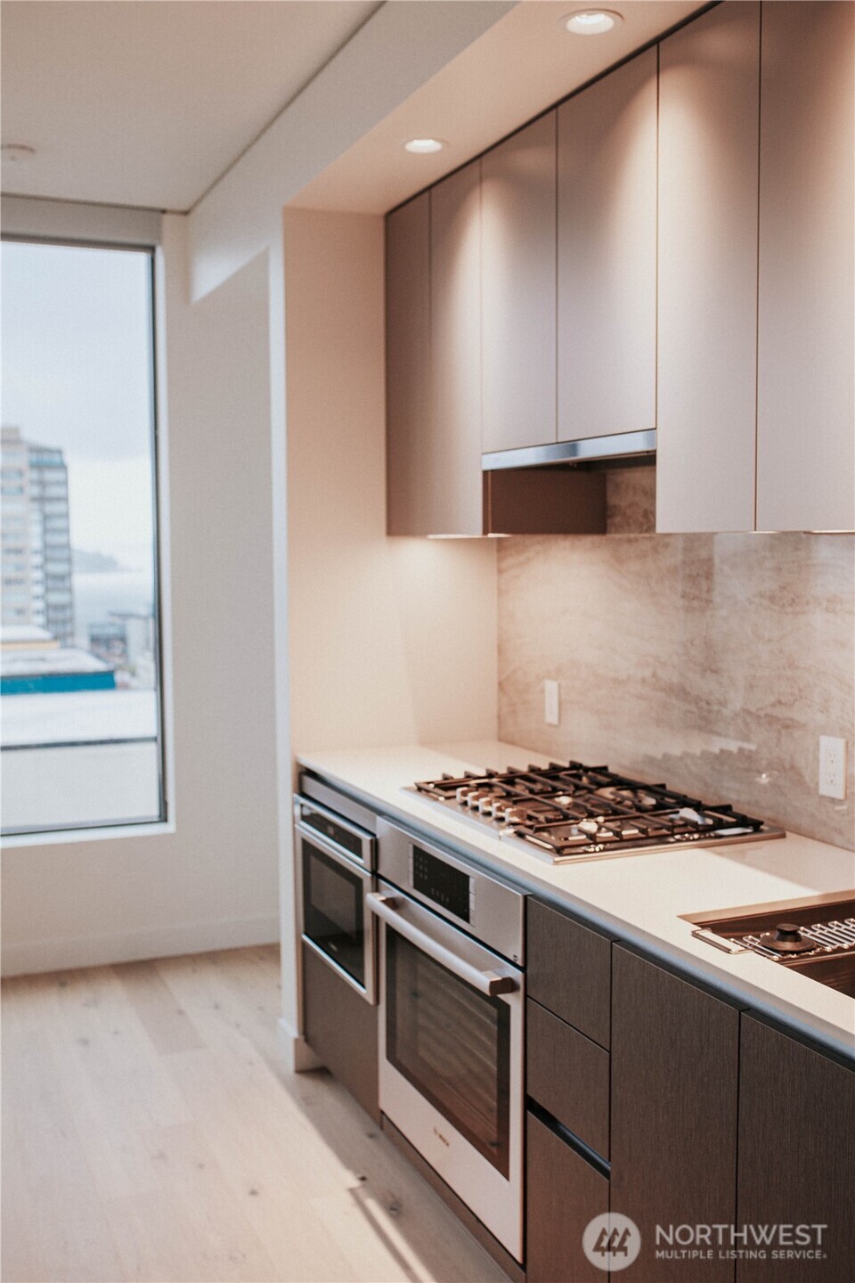 2510 6th Ave #2007, Seattle, WA 98121