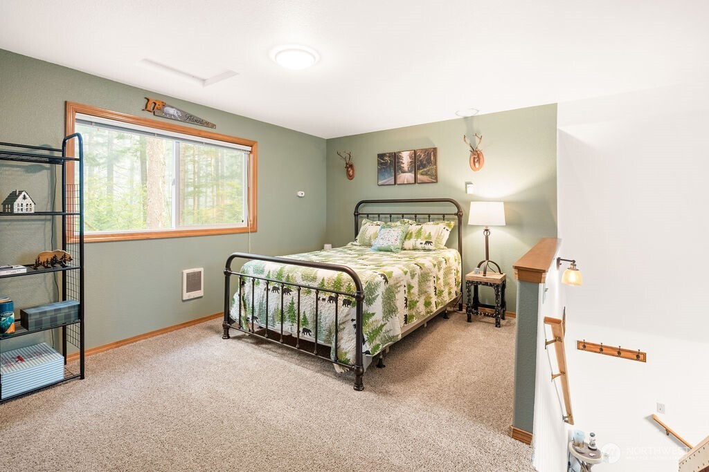 411 N Mt Seattle Way , Hoodsport, WA 98548