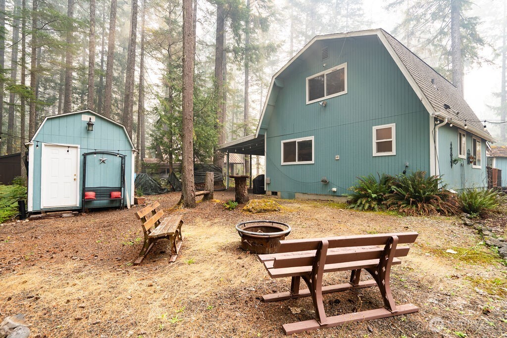 411 N Mt Seattle Way , Hoodsport, WA 98548