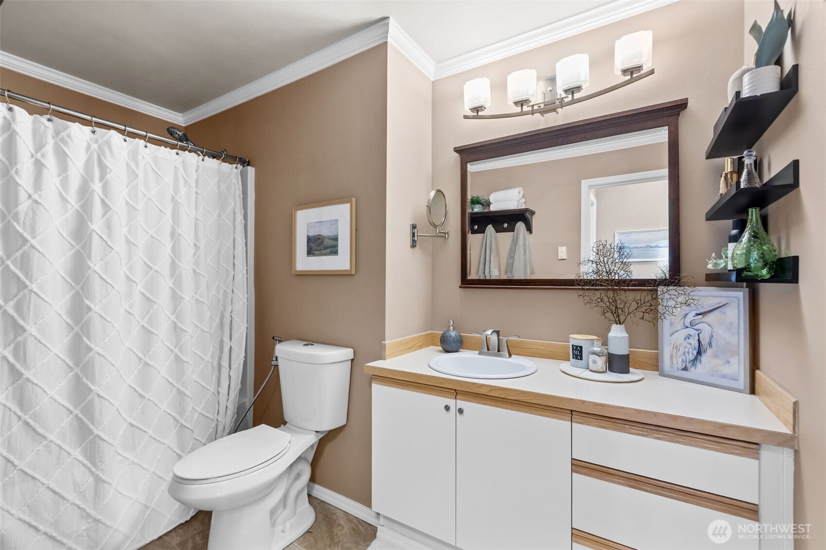 22022 42nd Avenue S #202, Kent, WA 98032