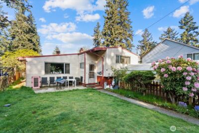 14347 Ashworth Avenue N, Seattle, WA 98133 - Photo 1