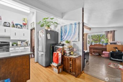 14347 Ashworth Avenue N, Seattle, WA 98133 - Photo 7