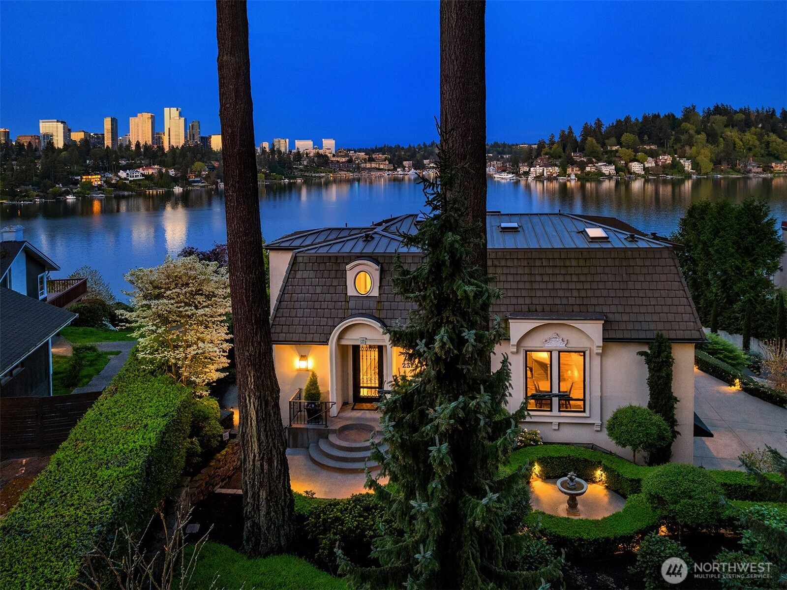 232 Overlake Drive E, Medina, WA 98039