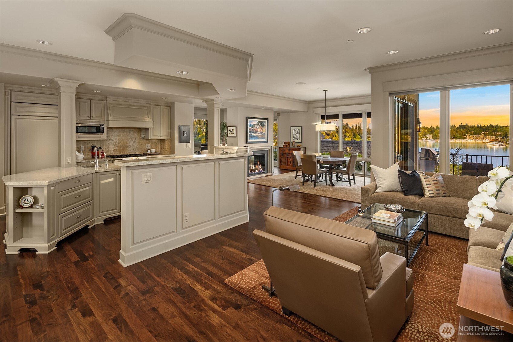 232 Overlake Drive E, Medina, WA 98039