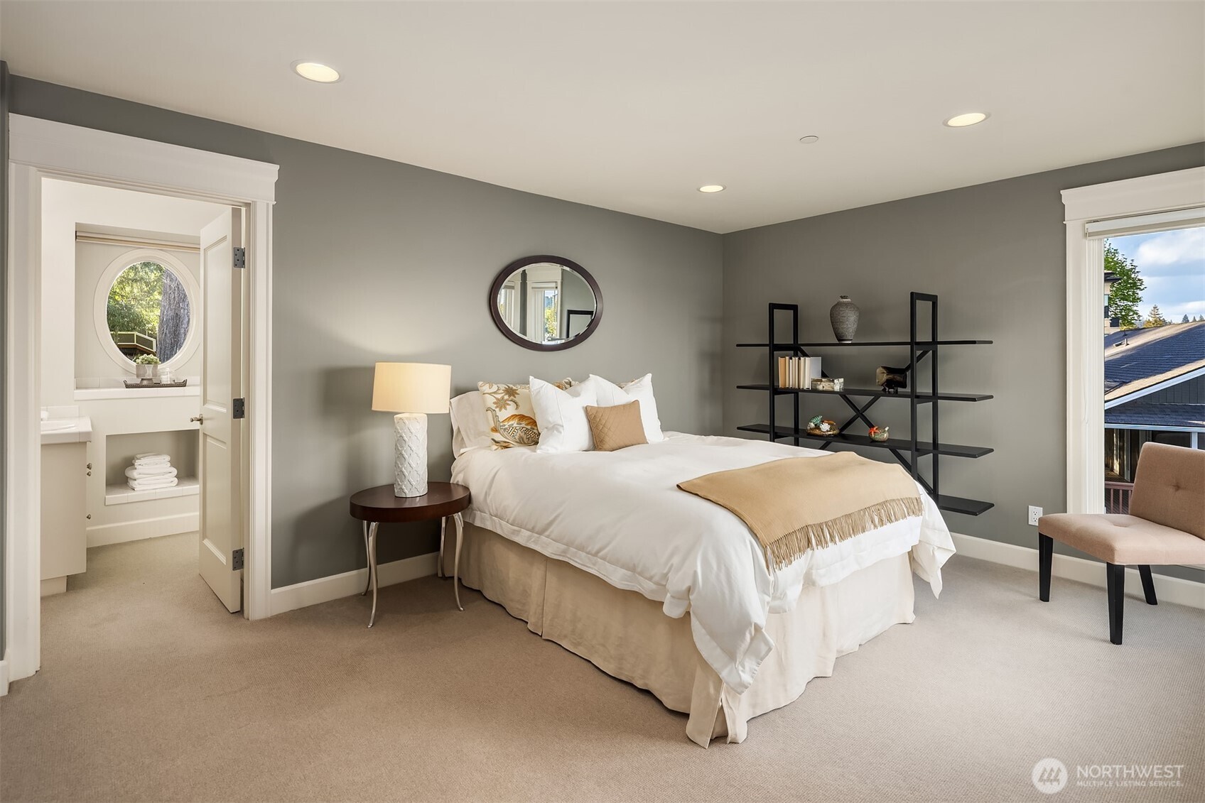 232 Overlake Drive E, Medina, WA 98039