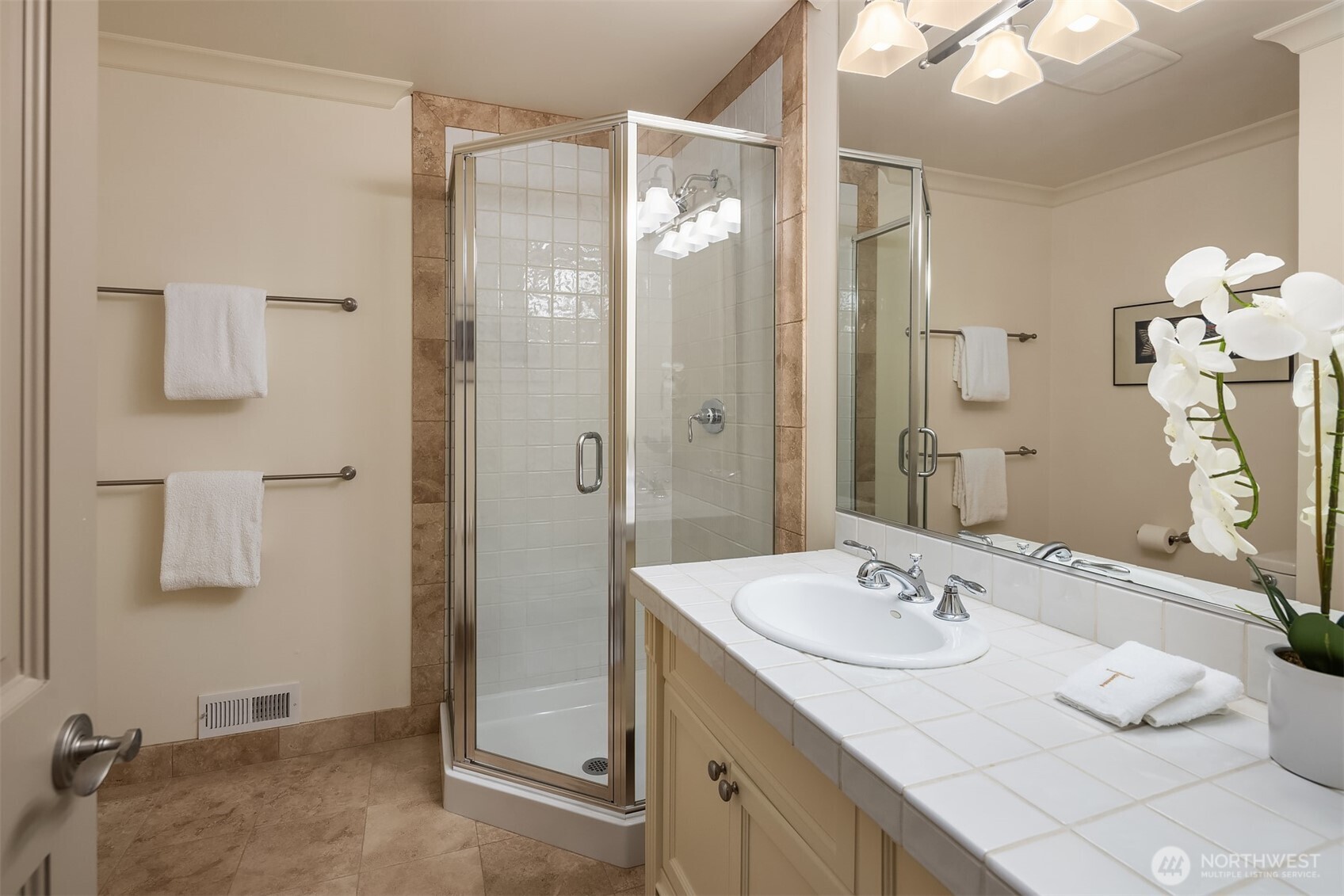 232 Overlake Drive E, Medina, WA 98039