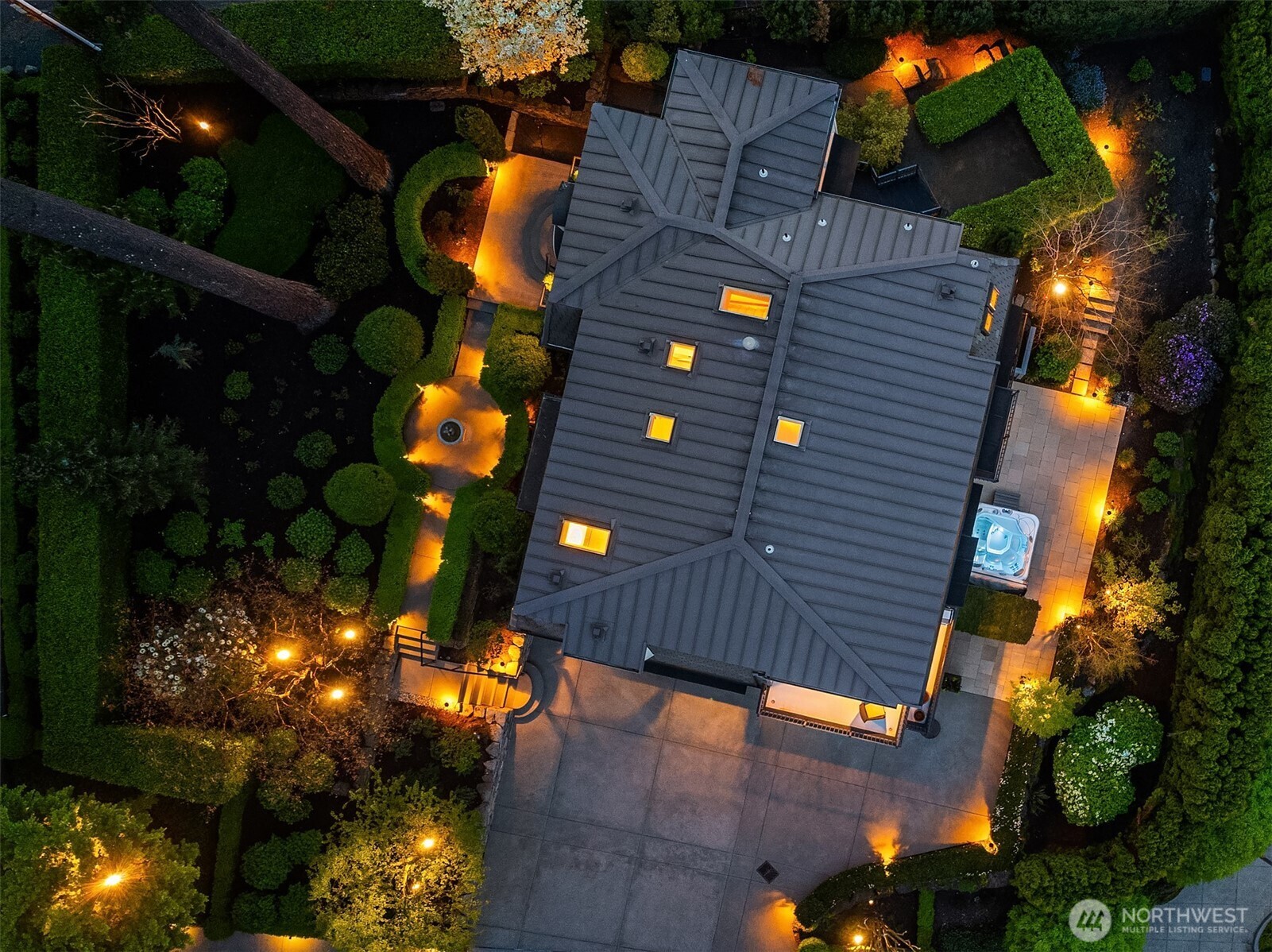 232 Overlake Drive E, Medina, WA 98039
