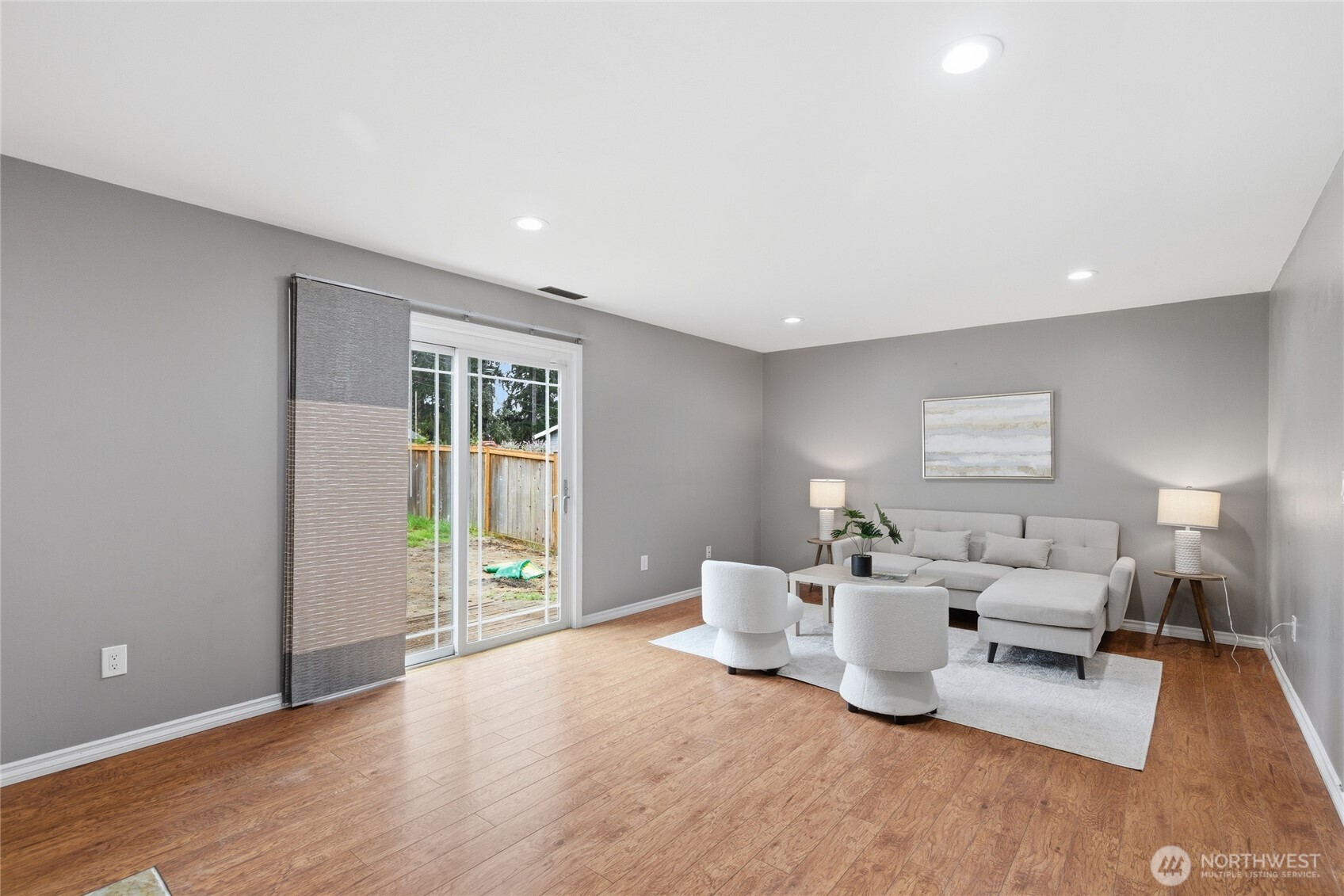 2713 NE 23rd Place , Renton, WA 98056