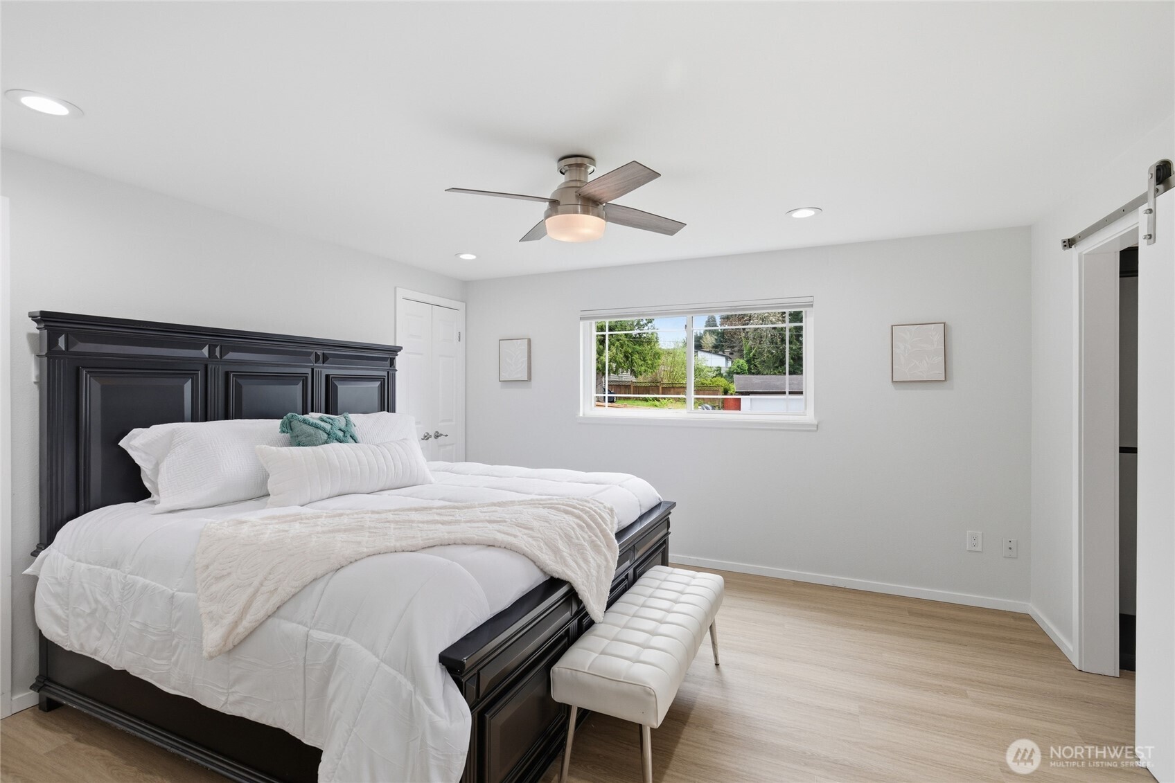 2713 NE 23rd Place , Renton, WA 98056