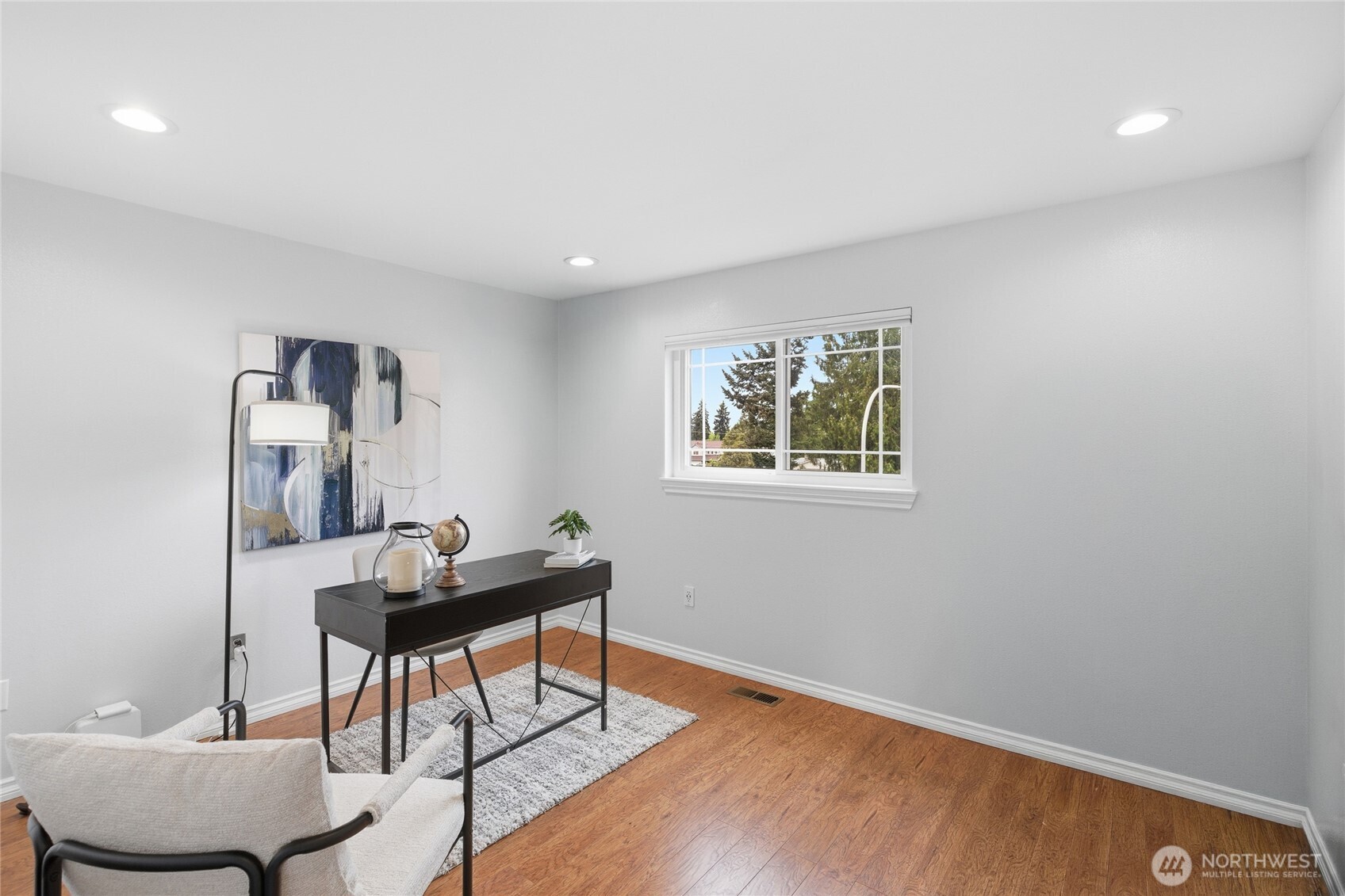 2713 NE 23rd Place , Renton, WA 98056
