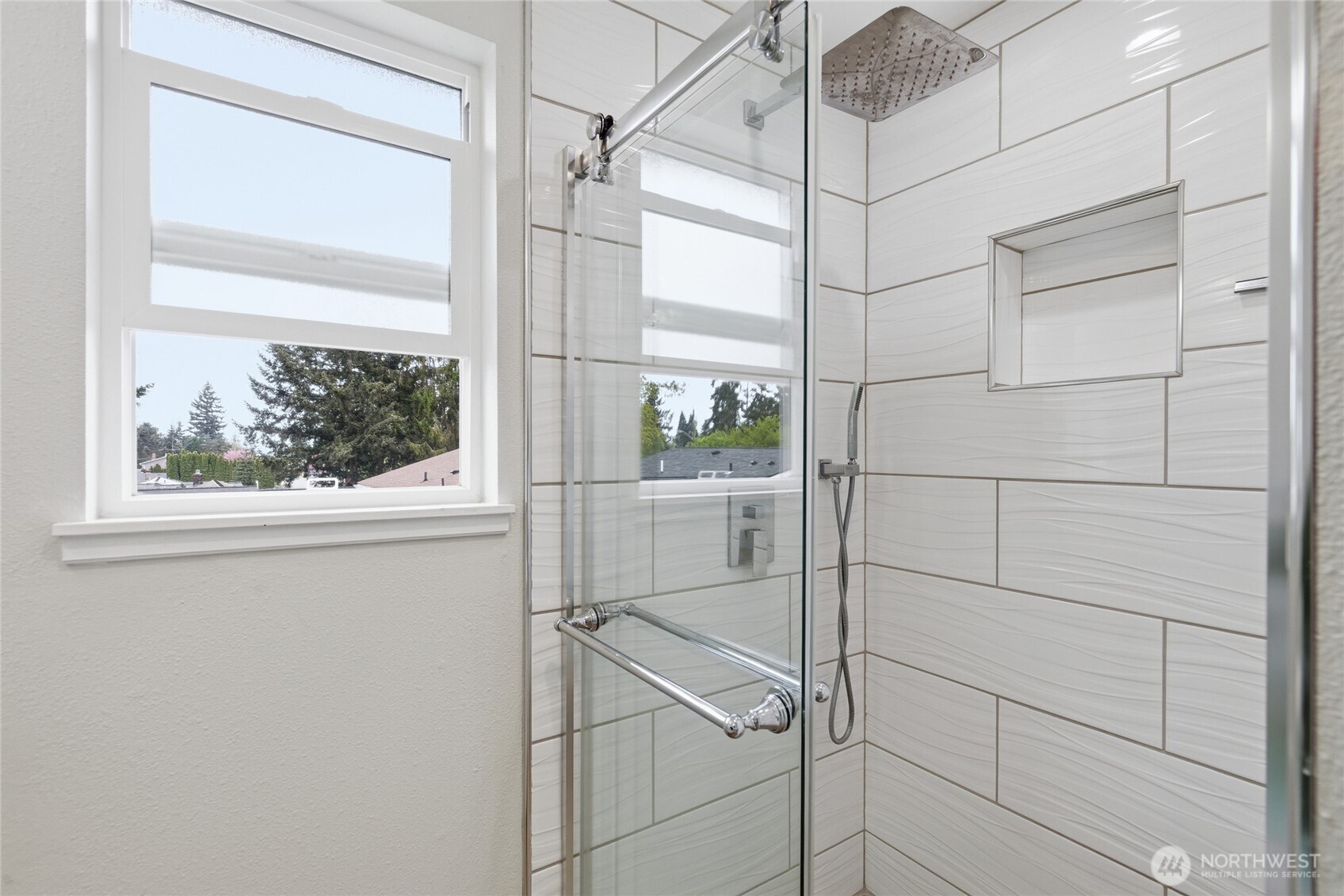 2713 NE 23rd Place , Renton, WA 98056