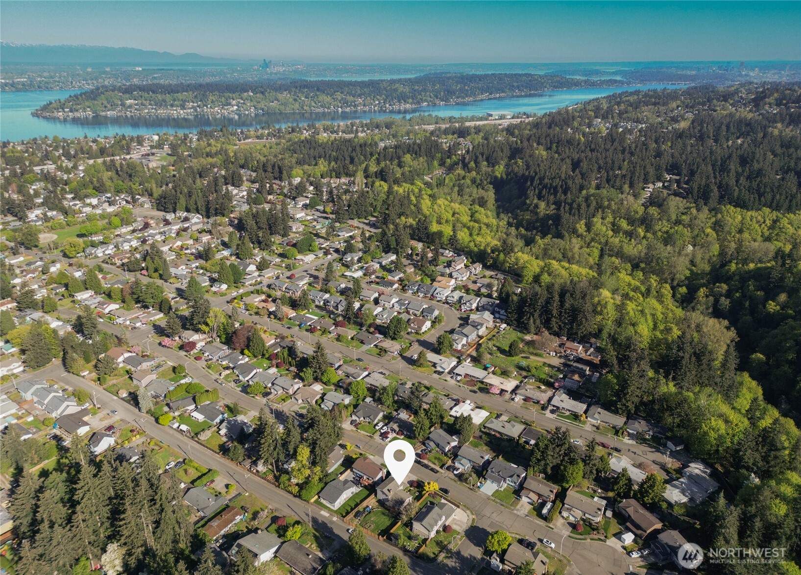 2713 NE 23rd Place , Renton, WA 98056