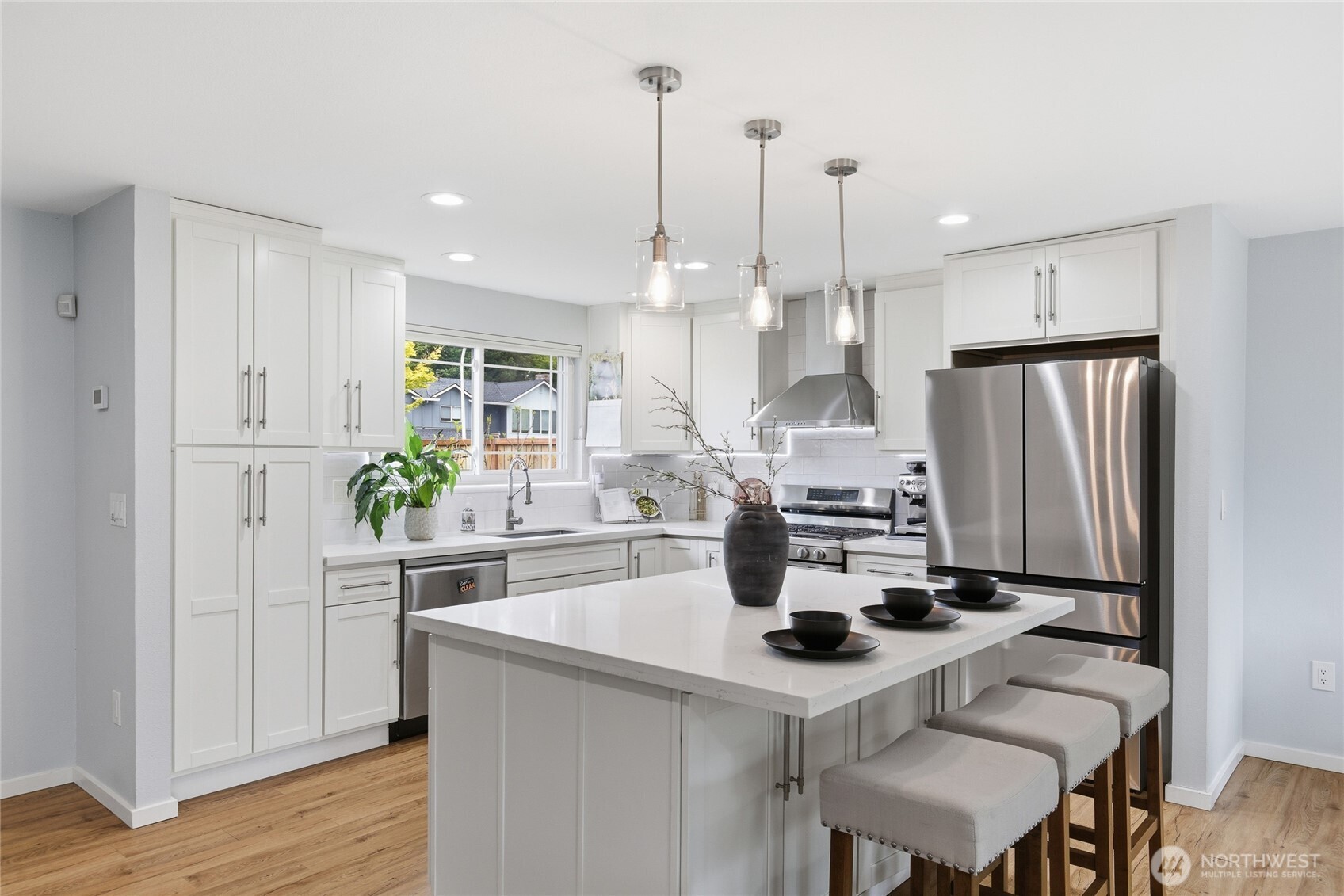 2713 NE 23rd Place , Renton, WA 98056