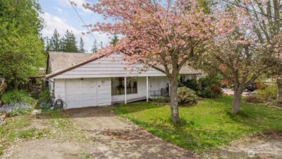 1305 N 171st Street , Shoreline, WA 98133