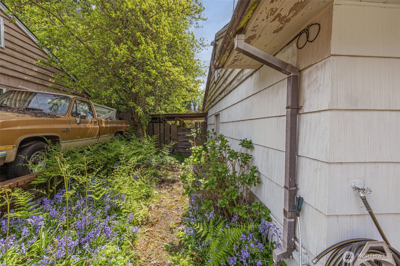 1305 N 171st Street , Shoreline, WA 98133
