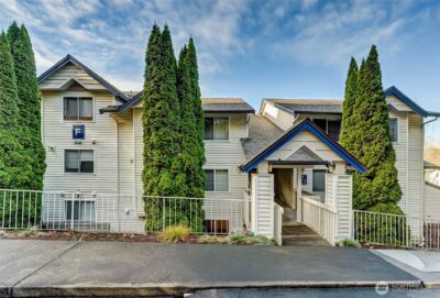 5000 Lake Washington Boulevard NE #F-105, Renton, WA 98056