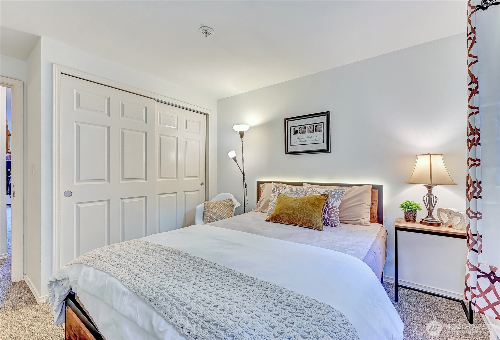 5000 Lake Washington Boulevard NE #F-105, Renton, WA 98056