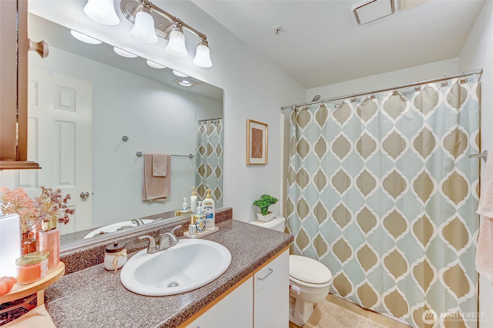 5000 Lake Washington Boulevard NE #F-105, Renton, WA 98056