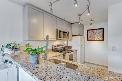 5000 Lake Washington Boulevard NE #F-105, Renton, WA 98056 - Photo 10