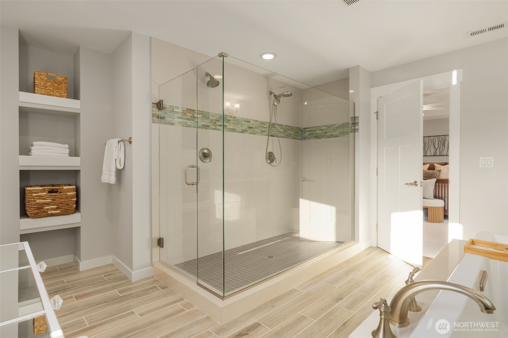 9919 NE 162nd Street , Bothell, WA 98011
