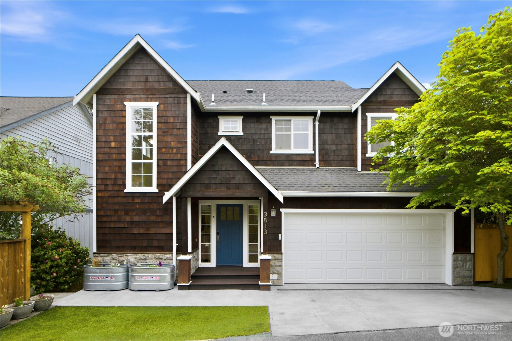 3813 23rd Avenue W, Seattle, WA 98199
