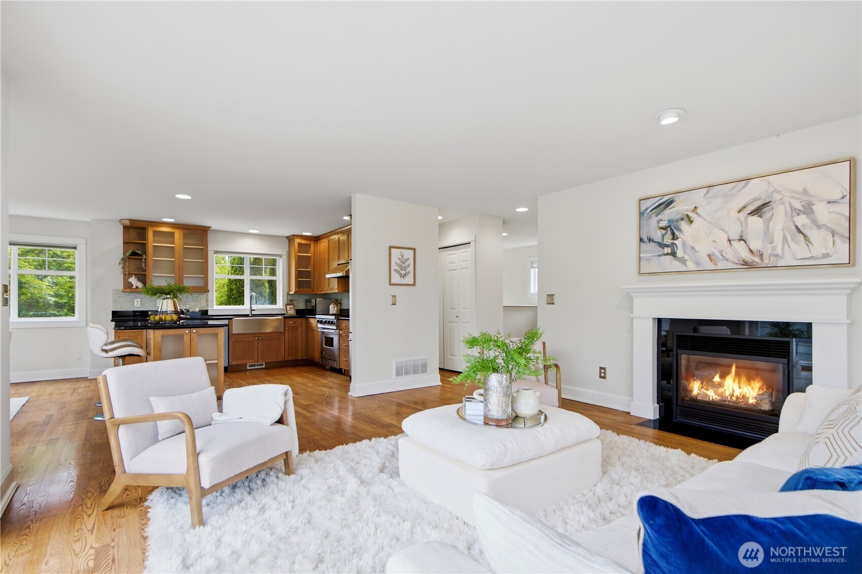 3813 23rd Avenue W, Seattle, WA 98199
