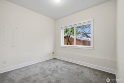 3813 23rd Avenue W, Seattle, WA 98199 - Photo 26