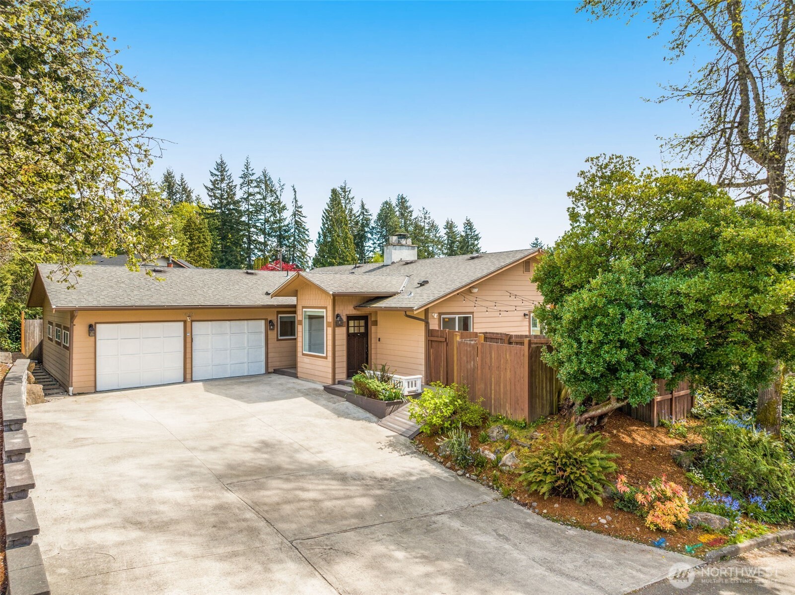 16204 Main Street , Bellevue, WA 98008