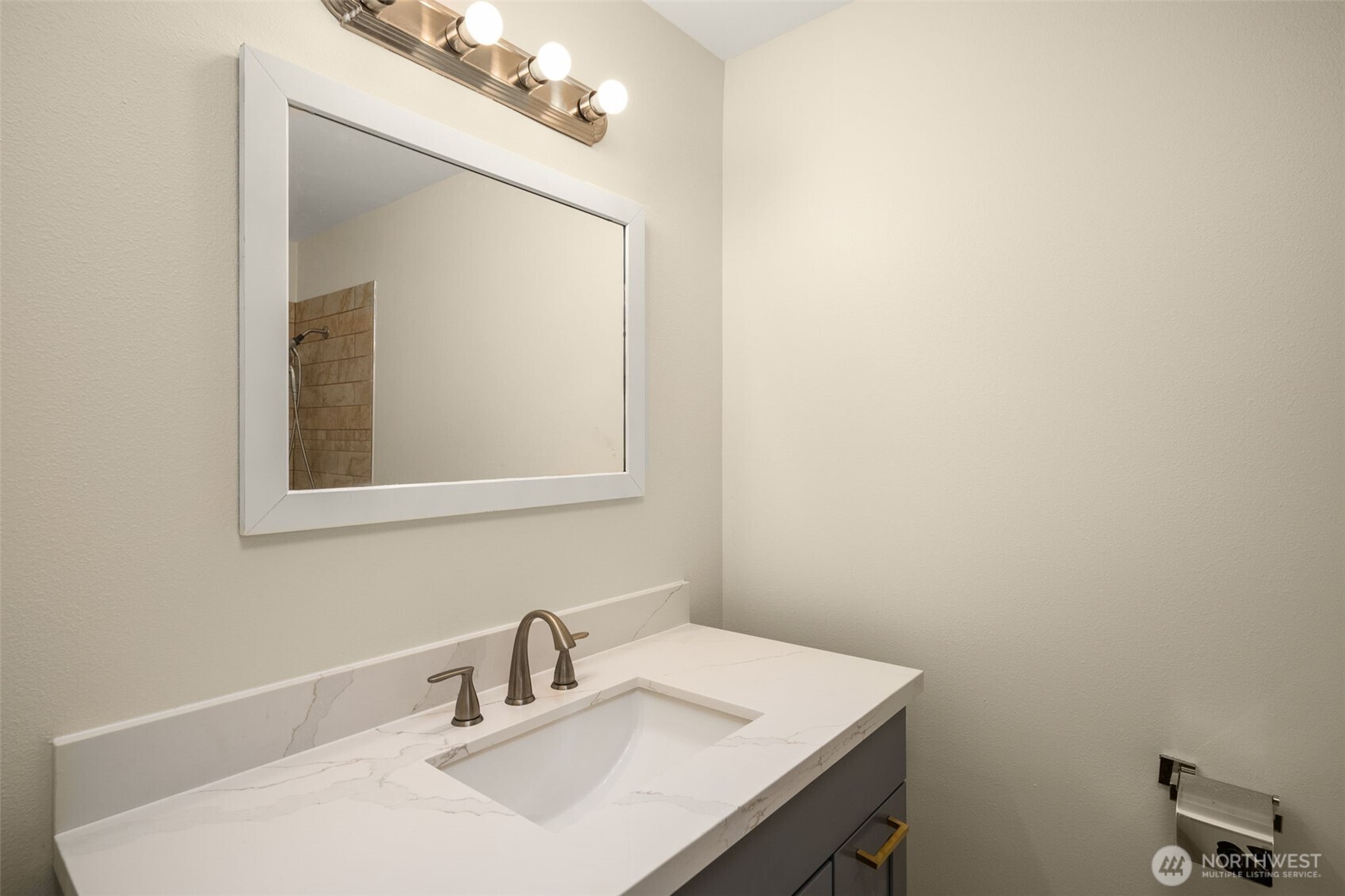 16204 Main Street , Bellevue, WA 98008