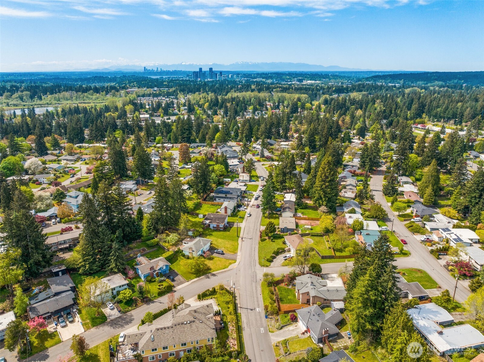 16204 Main Street , Bellevue, WA 98008