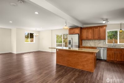 16204 Main Street , Bellevue, WA 98008 - Photo 8