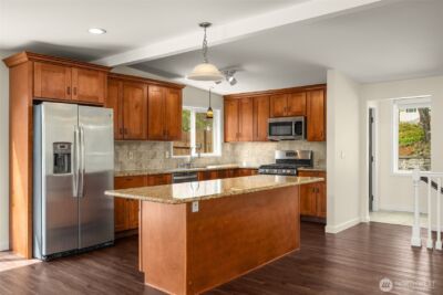 16204 Main Street , Bellevue, WA 98008 - Photo 10