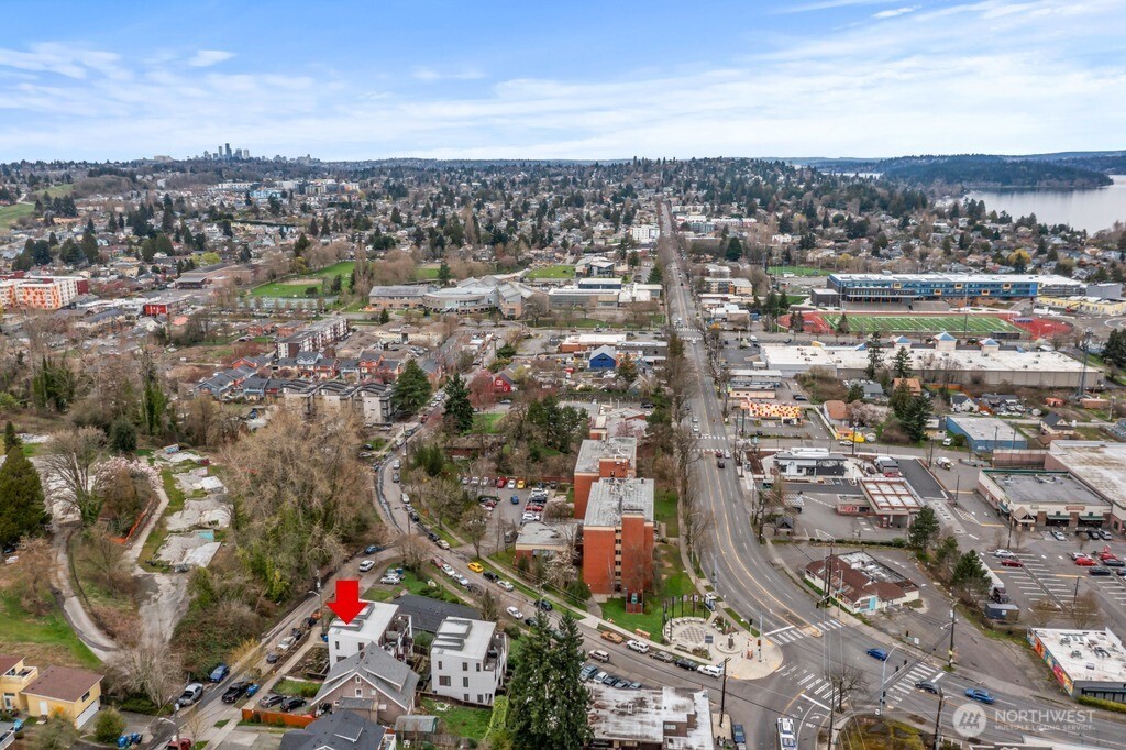 9266 50th Avenue S #C, Seattle, WA 98118