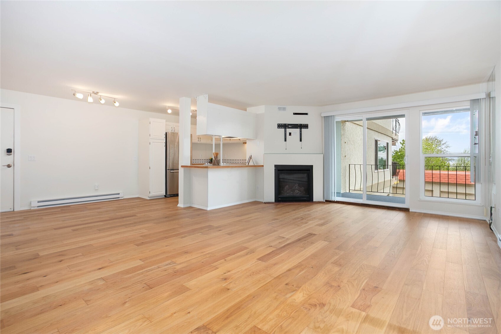1014 11th Street #103, Bellingham, WA 98225