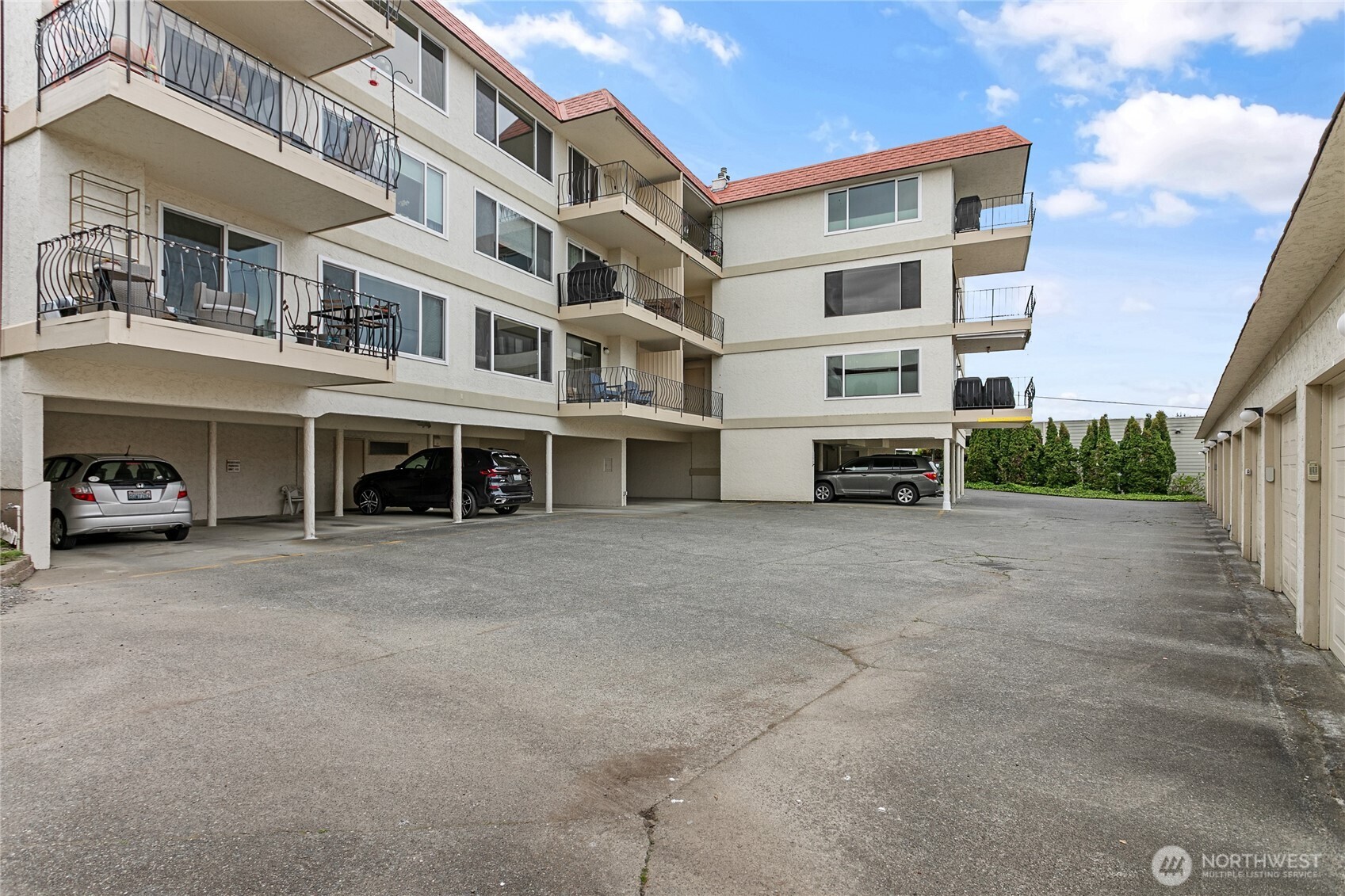 1014 11th Street #103, Bellingham, WA 98225