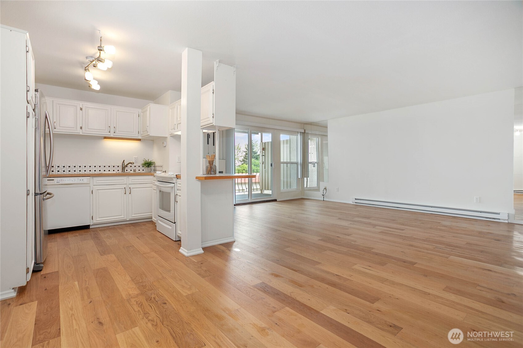 1014 11th Street #103, Bellingham, WA 98225