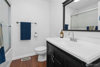 219 SW 108th Street , Seattle, WA 98146 - Photo 19