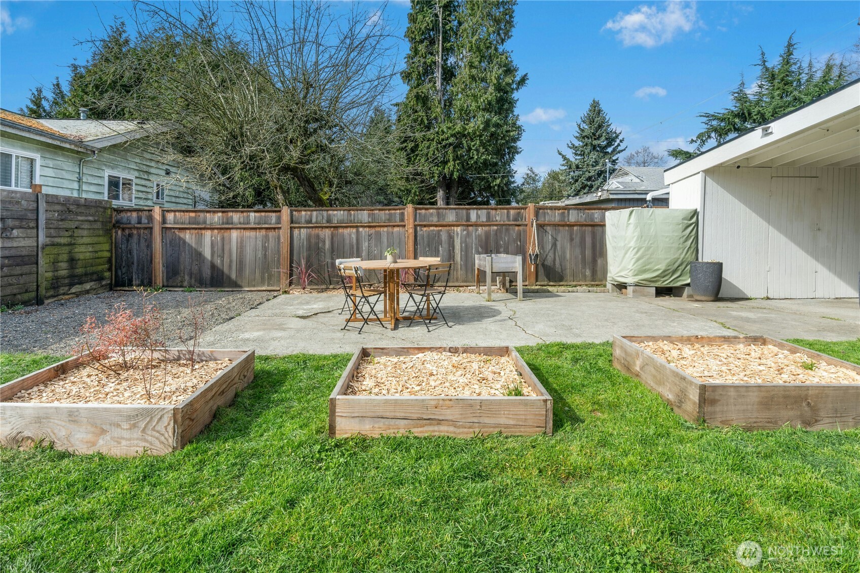 219 SW 108th Street , Seattle, WA 98146