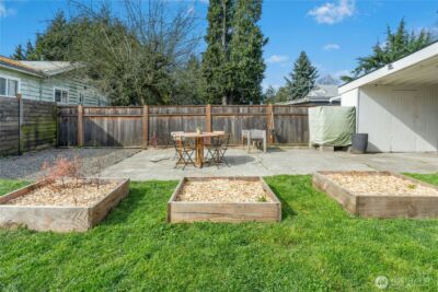 219 SW 108th Street , Seattle, WA 98146 - Photo 23